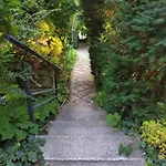 Garden برنو